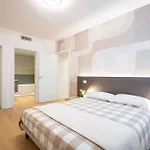 Lovelyhomes G24 Apartment