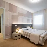 Lovelyhomes G24 Apartment