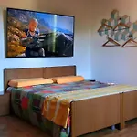 Luce Fantasia E Tv 70P A 2 Minuti Dalla Spiaggia