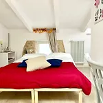 Dimora Di Charme Rooms & Apartments