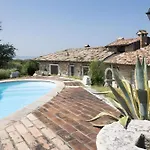 Castelmontioni Holidays