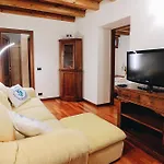 Sg Family - Arilica Loft