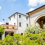 B&B La Villa Del Vecchio Platano