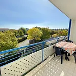 Bright Flat In A Residence With Common Pools