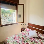 Lovely Apartment With Sunny Balcony - Beahost