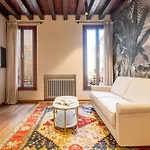 Nobilis Apartment