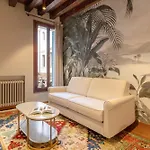 Nobilis Apartment