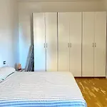 Spacious Apartment In Verona