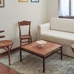 Gorgeous Apartment In San Pietro Di Feletto