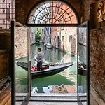 Apt Window On Venice