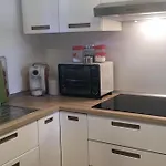 Casa 748