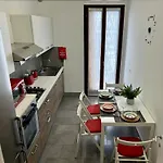 Lovely Bridge View Apartment Close To Padua City Center
