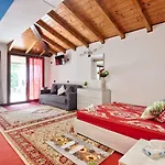 Jolly Private Room