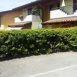 Apartment L'Archetto And Villetta Gruber - Regarda Travel