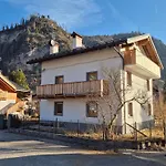 Casa Sasso Bianco