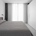 Shore Apartment