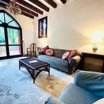 Lake House By Veneto Villa