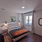 Appartamento In Villa Marirosa