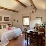 Residenza De L'Osmarin Suites