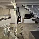 Villa Joy Verona - Luxury Chalet