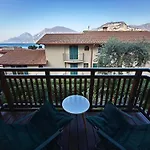 Residence Appartamenti Rossana Con Piscina