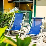 Charming House Near The Beach With Pool