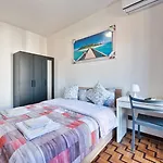 Easy Downtown Inn - Private Room With Shared Bathroom