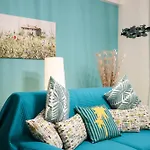 Casa Mirra