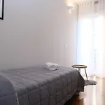 Case Vr Holiday Opera City Apartment