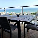 Enchanting Sea View, Beach Spot And Pool