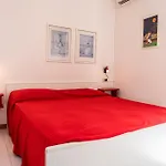 Nice Apartment With Sunny Terrace In Bibione