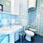 Modern Apartment In Caorle With Private Terrace