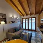 Apart Dina Lazise - Garten, Klima, Pool, Parkplatz, Wifi