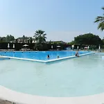 Apple Flat - Regarda Travel