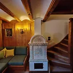 Hilde'S House