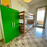 Splendid Apartment Near The Sea