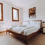 Prosecco Hills Apartment