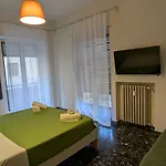Marconi Rooms And Apartments