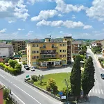 Green Park Hotel