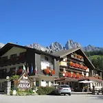 Park Hotel Arnica