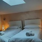 Camere Porto Vecchio Con Parcheggio A Pochi Passi Dal Castello