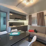 Luxury Caravan At Union Lido