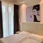 Hotel Italia