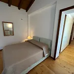 Sottocastello Apartments