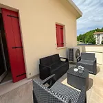 Casa Laguna Escape