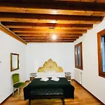 Ca Rialto Apartments