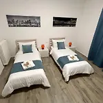 Lovely Bridge View Apartment Close To Padua City Center
