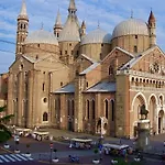 Intero Alloggio Padova - Free Parking - Wifi