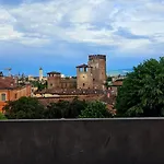 Mm Apartments