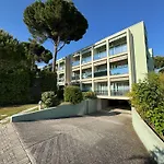 Residence Pinewood